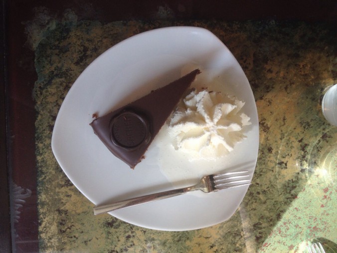 sachertorte cafe sacher wien