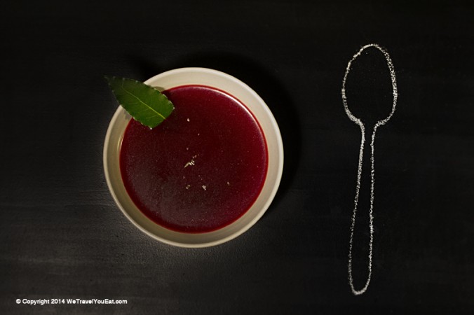 barszcz, soupe de betterave et herbes